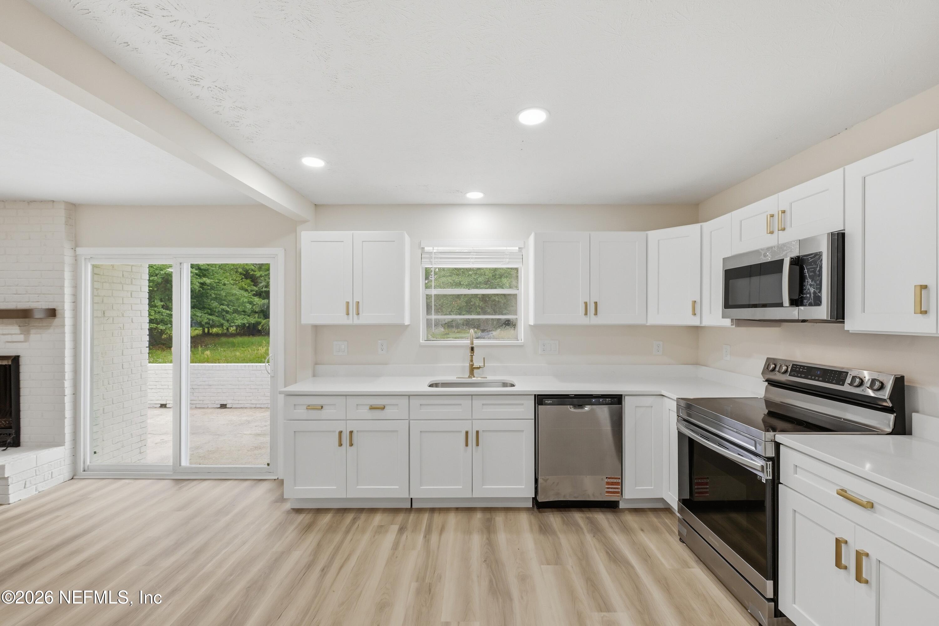 5231 Eulace Road Jacksonville, FL 32210 - Photo 13 of 33 BWS_7593