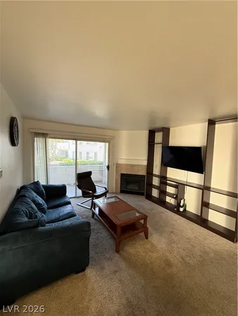 $1,550 | 3074 Tarpon, Unit 103, Las Vegas, NV 89120
