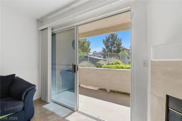 $1,550 | 3074 Tarpon, Unit 103, Las Vegas, NV 89120