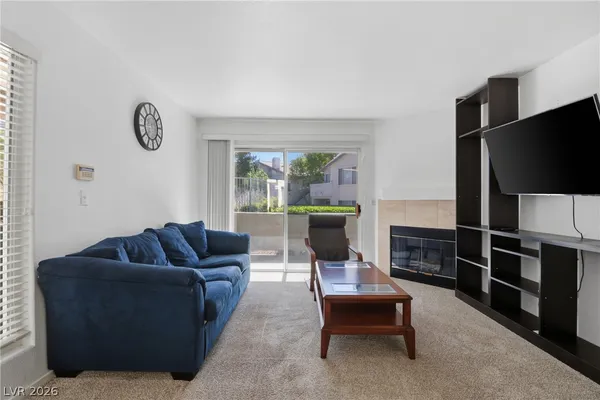 $1,550 | 3074 Tarpon, Unit 103, Las Vegas, NV 89120
