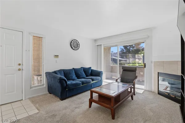 $1,550 | 3074 Tarpon, Unit 103, Las Vegas, NV 89120