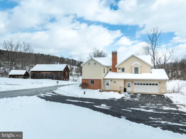 $1,200,000 | 5859 Bethel Road, Alexandria, PA 16611