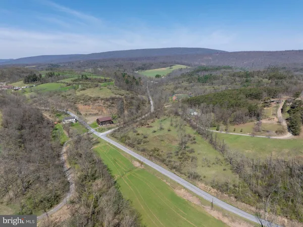 $1,200,000 | 5859 Bethel Road, Alexandria, PA 16611