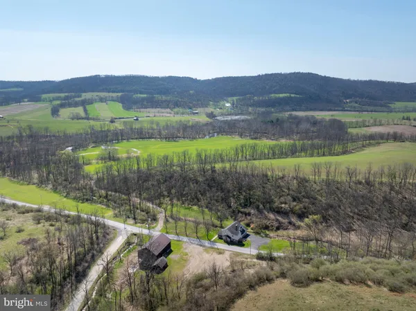 $1,200,000 | 5859 Bethel Road, Alexandria, PA 16611