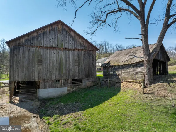 $1,200,000 | 5859 Bethel Road, Alexandria, PA 16611