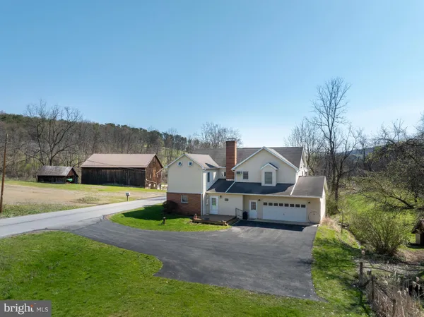 $1,200,000 | 5859 Bethel Road, Alexandria, PA 16611