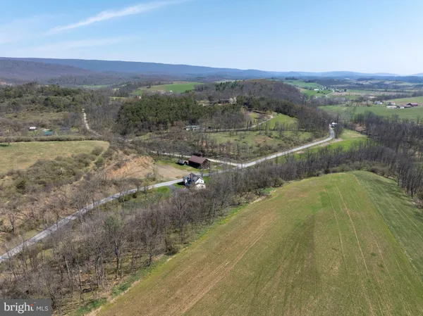 $1,200,000 | 5859 Bethel Road, Alexandria, PA 16611