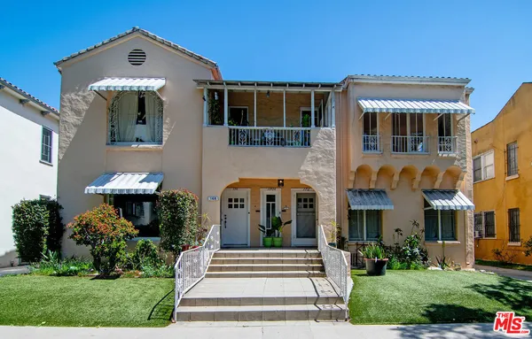 $3,700 | 170 1/2 South Sycamore Avenue, Los Angeles, CA 90036