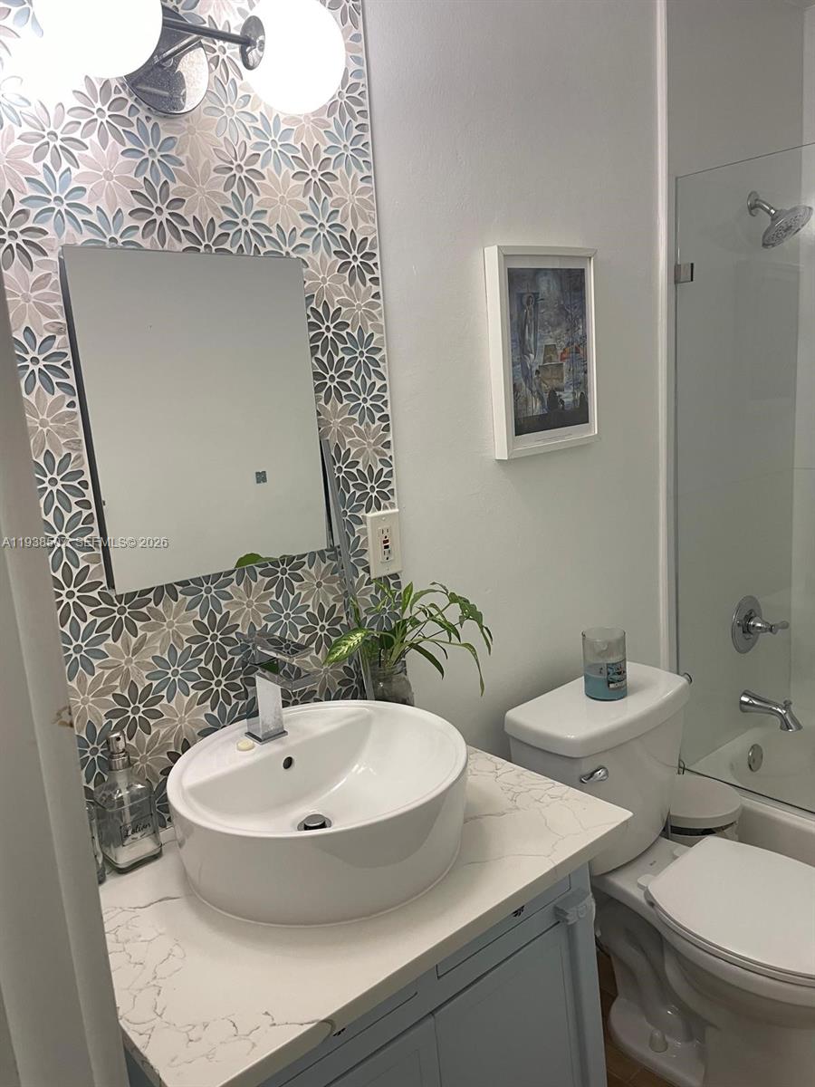 830 Northeast 70th Street Miami, FL 33138 - Photo 4 of 5