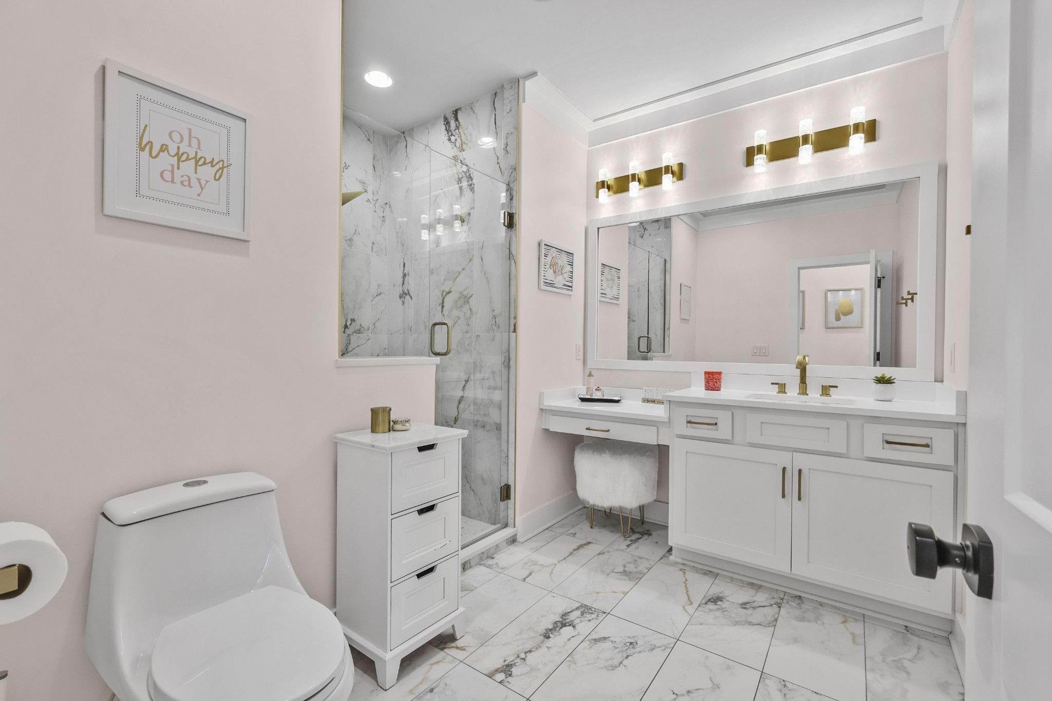 617 Cole's Ferry Road Gallatin, TN 37066 - Photo 41 of 50 a bathroom with a sink toilet and shower