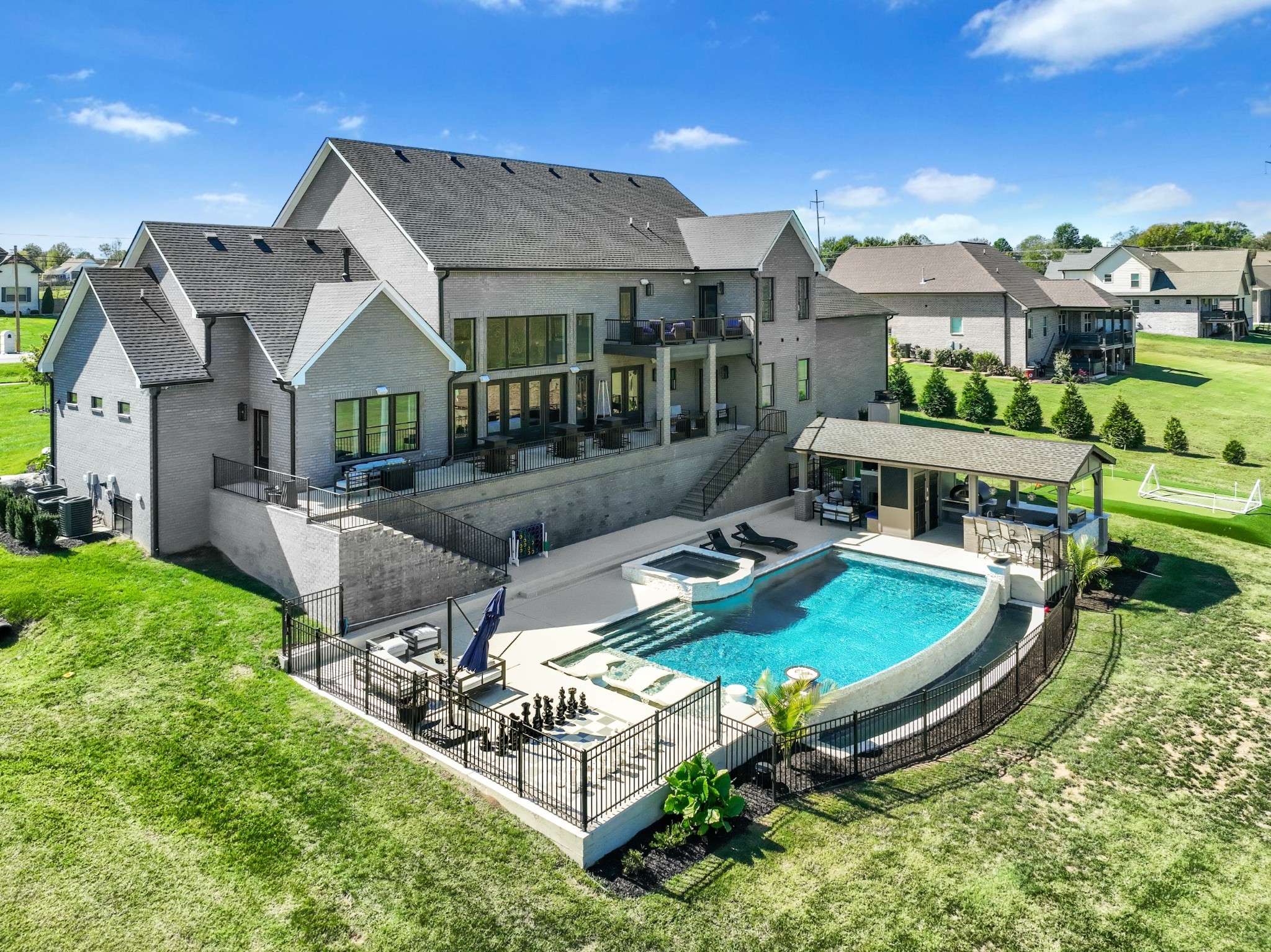 617 Cole's Ferry Road Gallatin, TN 37066 - Photo 47 of 50 a view of a house with swimming pool and porch