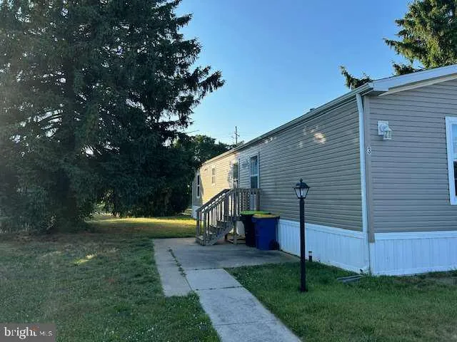 $1,525 | 3 Kenton Circle, Clayton, DE 19938