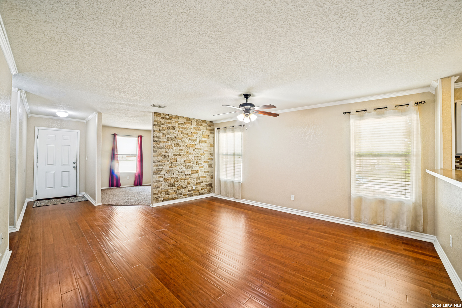 10951 Rustic Spoke San Antonio, TX 78245 - Photo 5 of 24