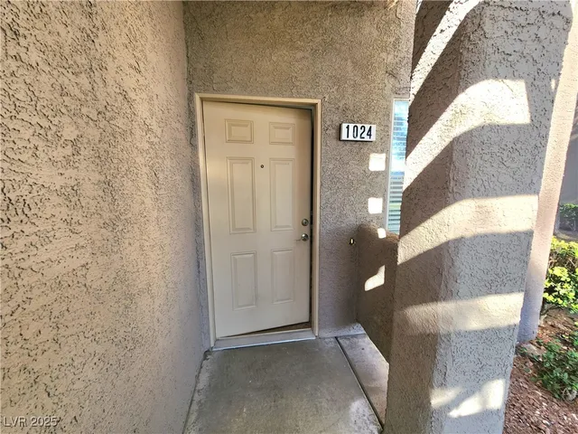 $1,601 | 5250 South Rainbow Boulevard, Unit 1024, Las Vegas, NV 89118