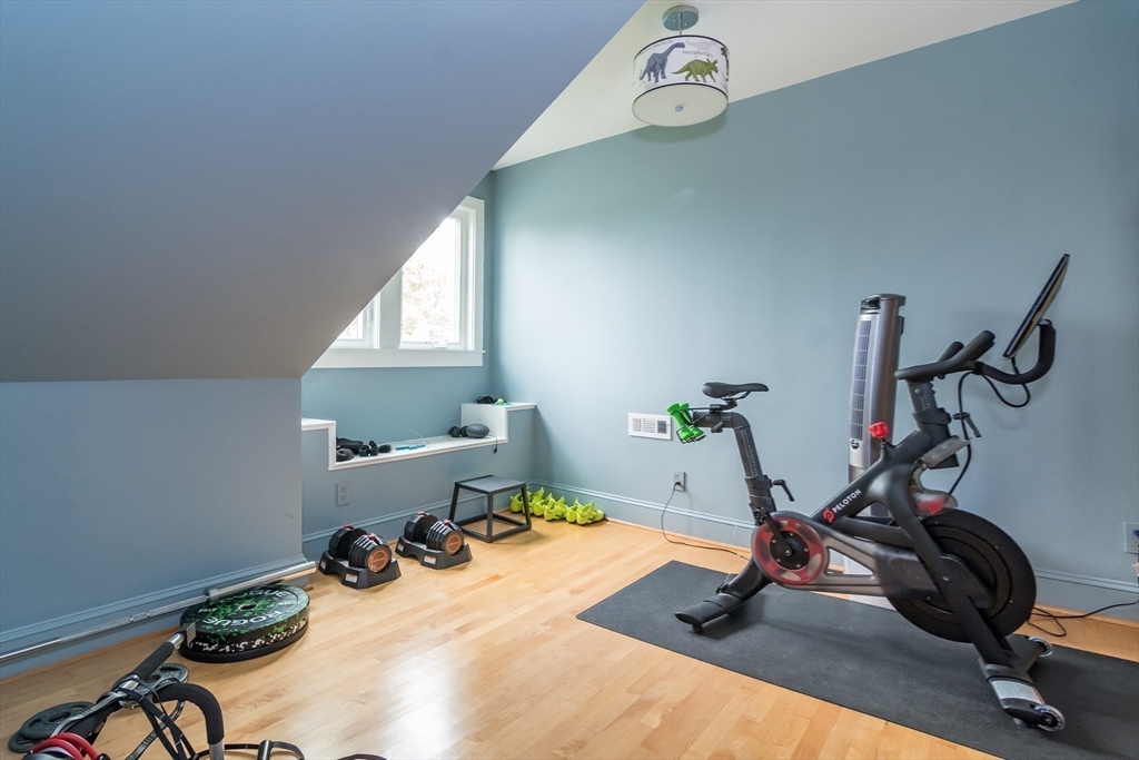 44 Rawson Road, Unit 2 Brookline, MA 02445 - Photo 21 of 29