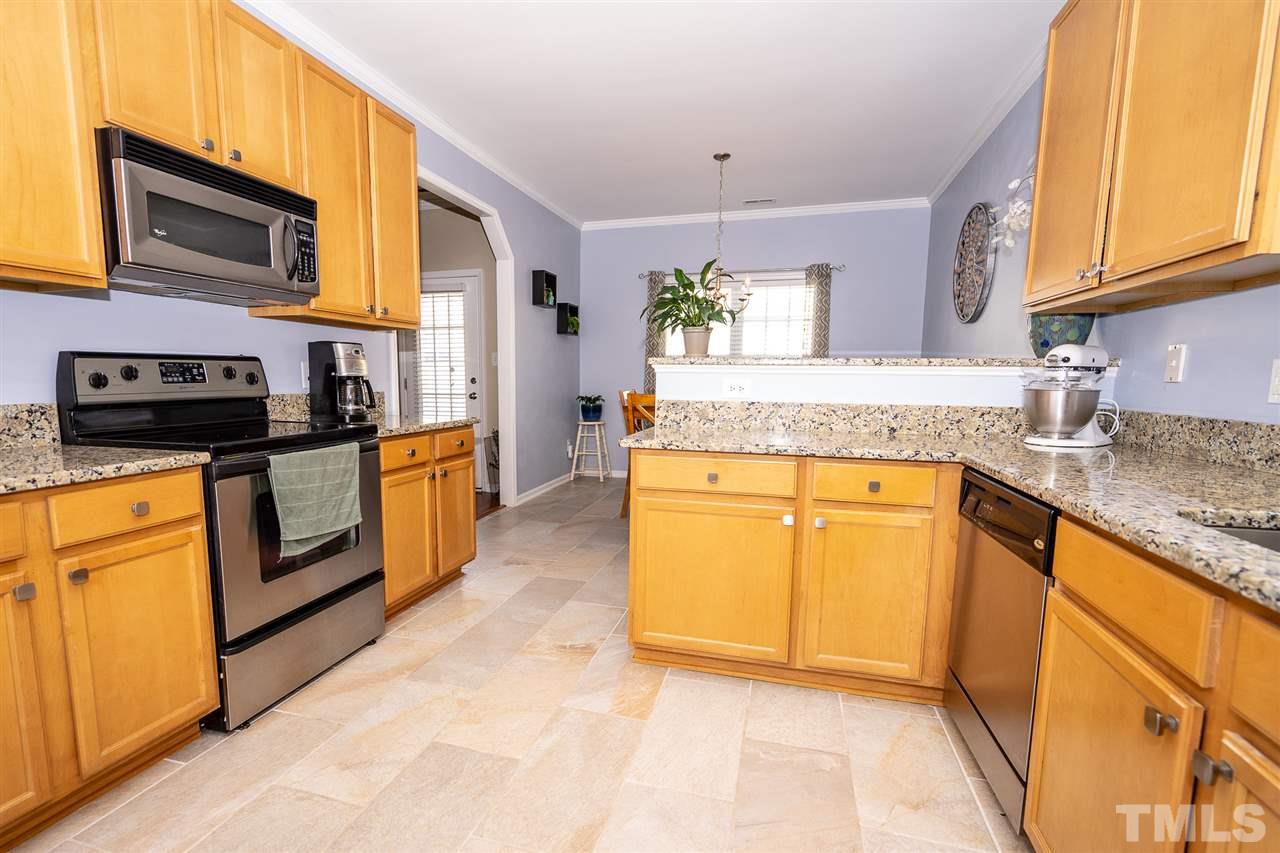 8517 Tierra Del Sol Way Raleigh, NC 27616 - Photo 9 of 30 Gallery Image 9