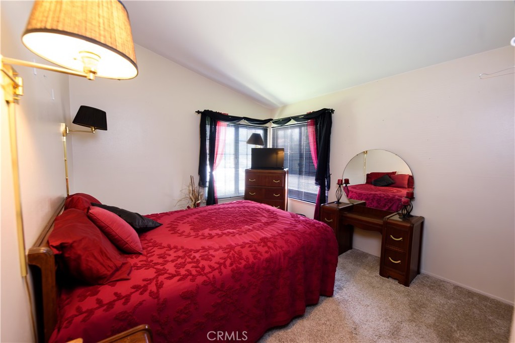 44154 Soft Avenue Lancaster, CA 93536 - Photo 9 of 31