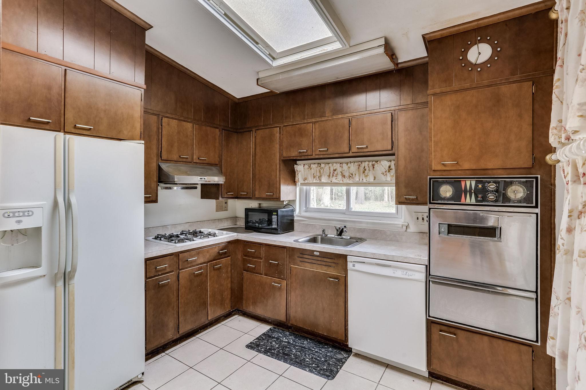 7737 Schelhorn Road Alexandria, VA 22306 - Photo 16 of 45 Gallery Image 16