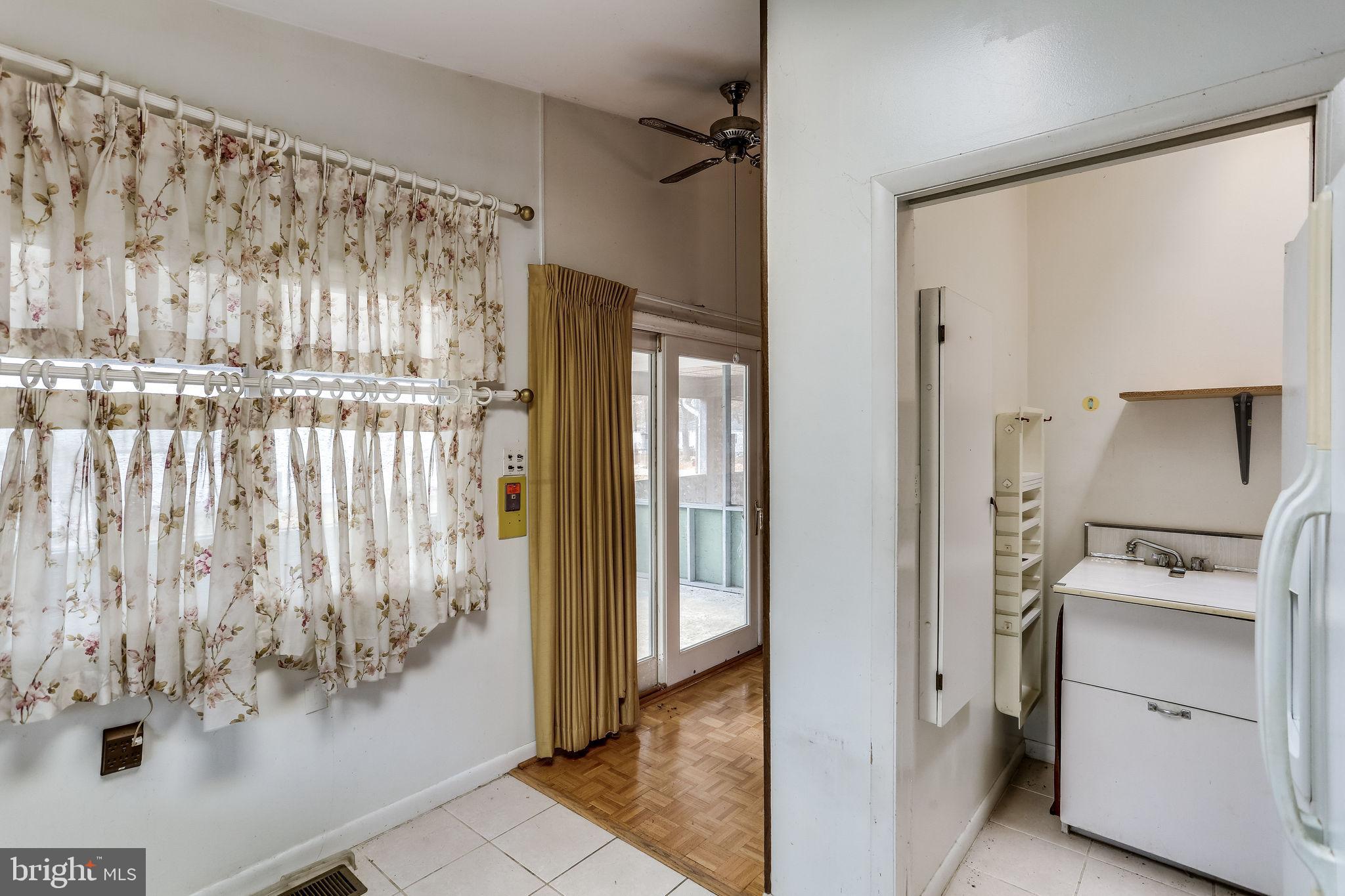 7737 Schelhorn Road Alexandria, VA 22306 - Photo 18 of 45 Gallery Image 18