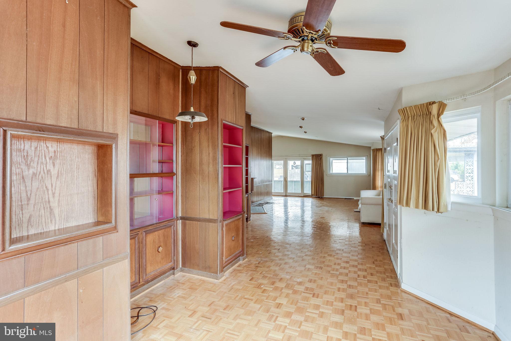 7737 Schelhorn Road Alexandria, VA 22306 - Photo 6 of 45 Gallery Image 6