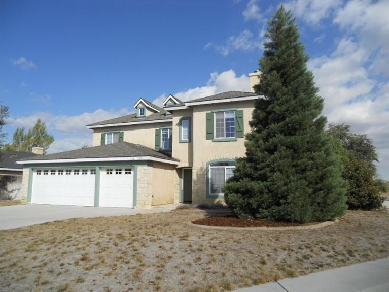 820 Clearview Street Tehachapi, CA 93561 - Photo 2 of 35 Gallery Image 2