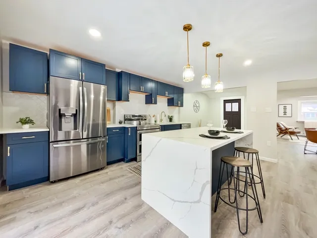 $389,488 | 46 Holland Drive, East Longmeadow, MA 01028