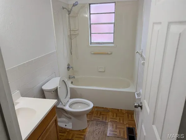 $87,500 | 1724 Elliott Avenue, St. Louis, MO 63106