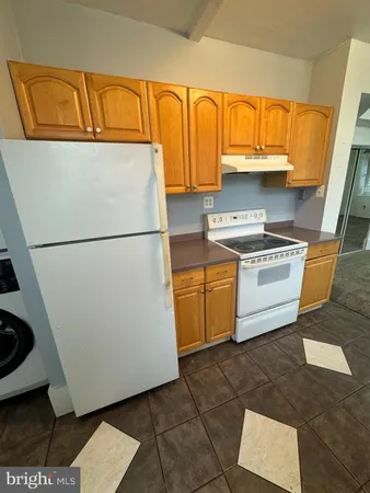 a close up view of washer and dryer