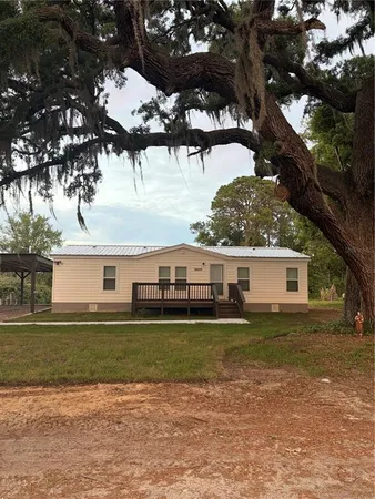 $2,000 | 10699 Quiet Cove Road, Howey-in-the-Hills, FL 34737