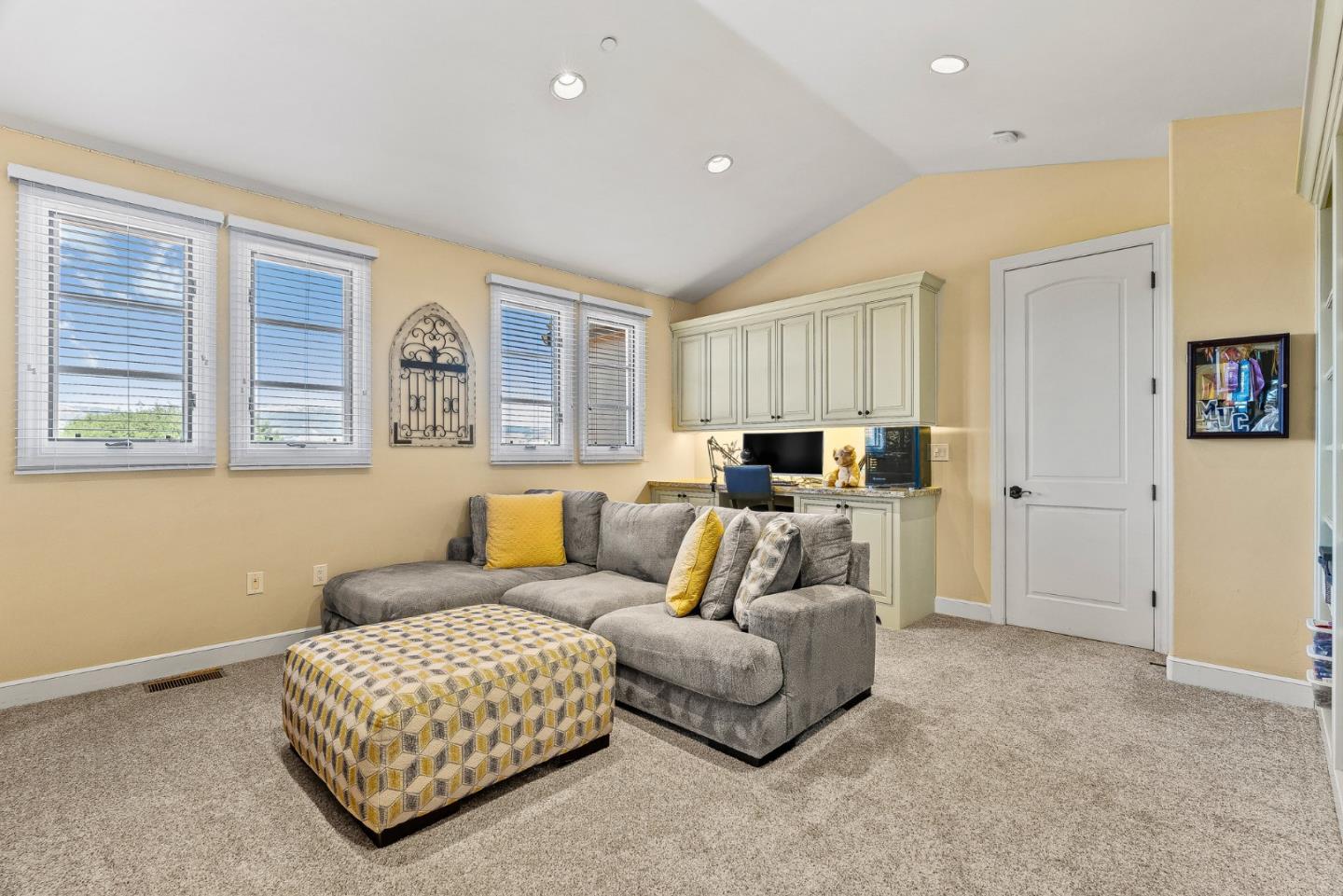 1405 Lakeview Court San Martin, CA 95046 - Photo 31 of 83 a living room with furniture and a window