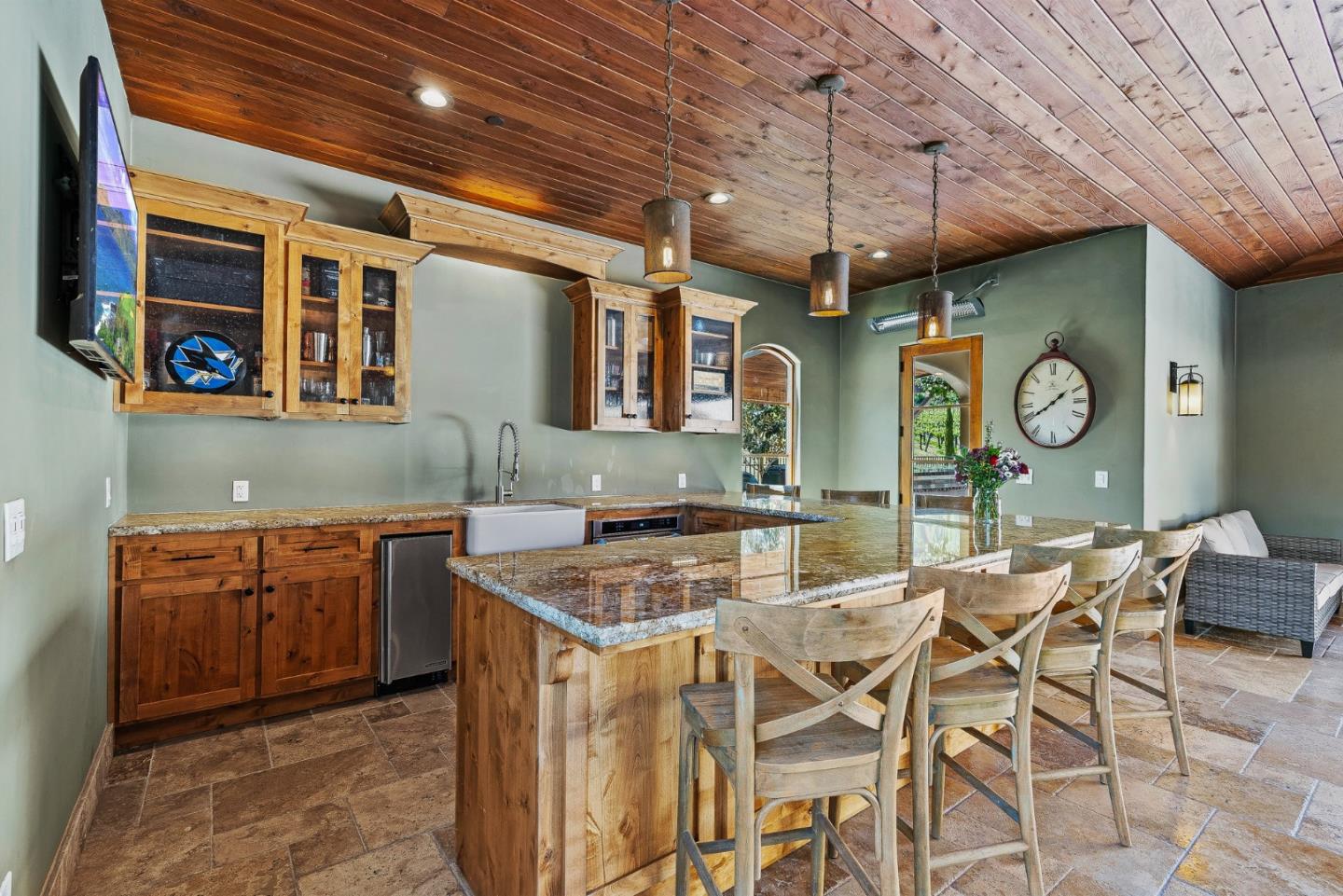 1405 Lakeview Court San Martin, CA 95046 - Photo 52 of 83