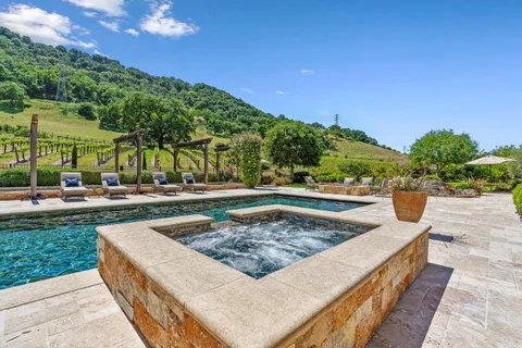 $5,299,000 | 1405 Lakeview Court, San Martin, CA 95046