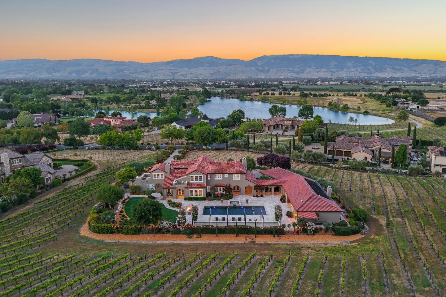 1405 Lakeview Court San Martin, CA 95046 - Photo 62 of 83