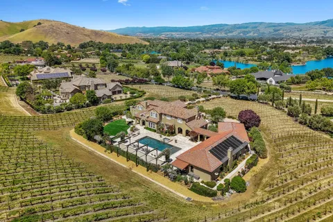 $5,299,000 | 1405 Lakeview Court, San Martin, CA 95046
