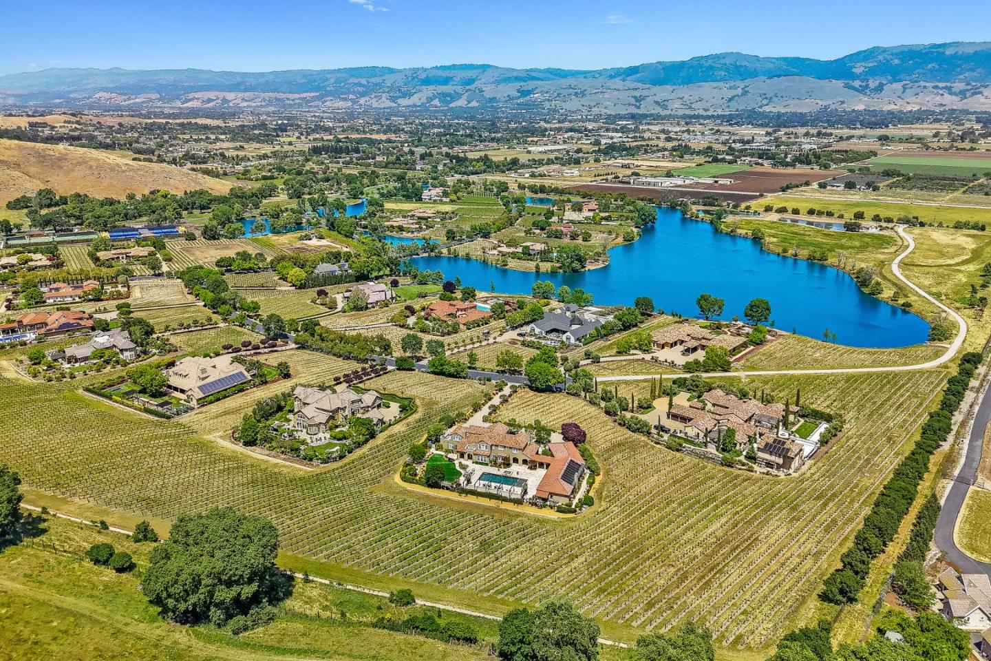 1405 Lakeview Court San Martin, CA 95046 - Photo 70 of 83