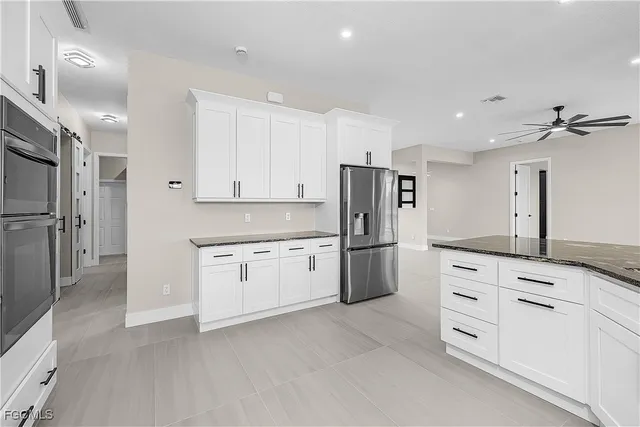 $899,900 | 3302 Northwest 2nd Terrace, Cape Coral, FL 33993