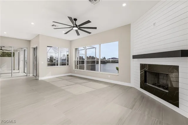 $899,900 | 3302 Northwest 2nd Terrace, Cape Coral, FL 33993