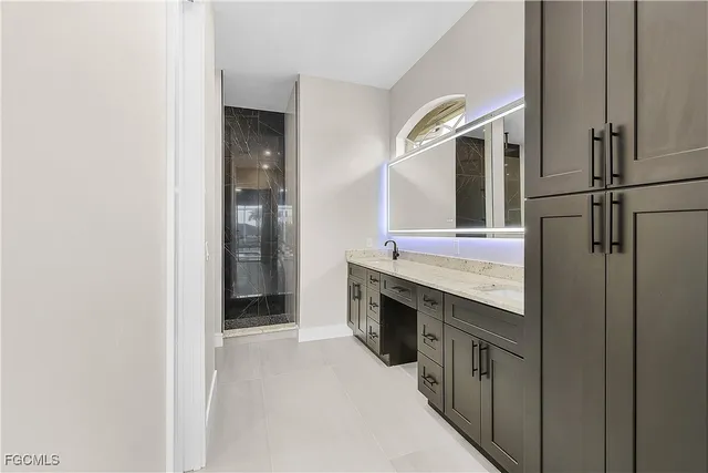 $899,900 | 3302 Northwest 2nd Terrace, Cape Coral, FL 33993