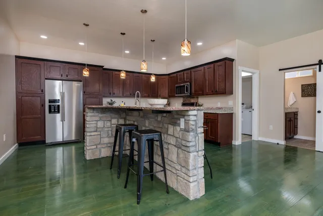 $598,000 | 2877 B Road, Grand Junction, CO 81503