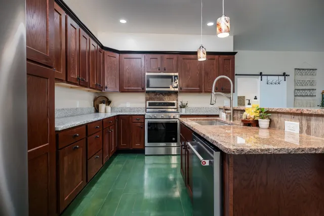 $598,000 | 2877 B Road, Grand Junction, CO 81503