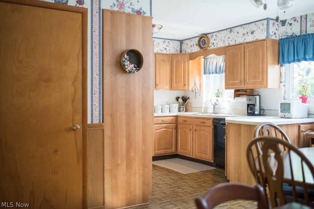 176 Trunko Road Akron, OH 44333 - Photo 9 of 26 Gallery Image 9