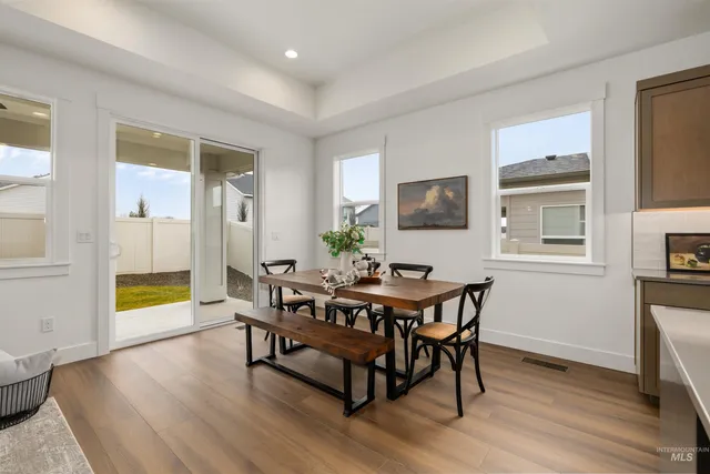 $799,900 | 652 North Morning Glory Way, Eagle, ID 83616