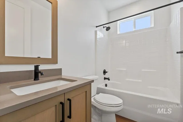 $799,900 | 652 North Morning Glory Way, Eagle, ID 83616