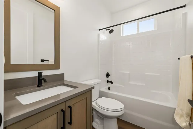 $799,900 | 652 North Morning Glory Way, Eagle, ID 83616