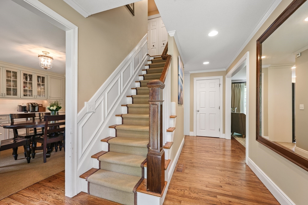 183 Concord Road Longmeadow, MA 01106 - Photo 3 of 42 Gallery Image 3