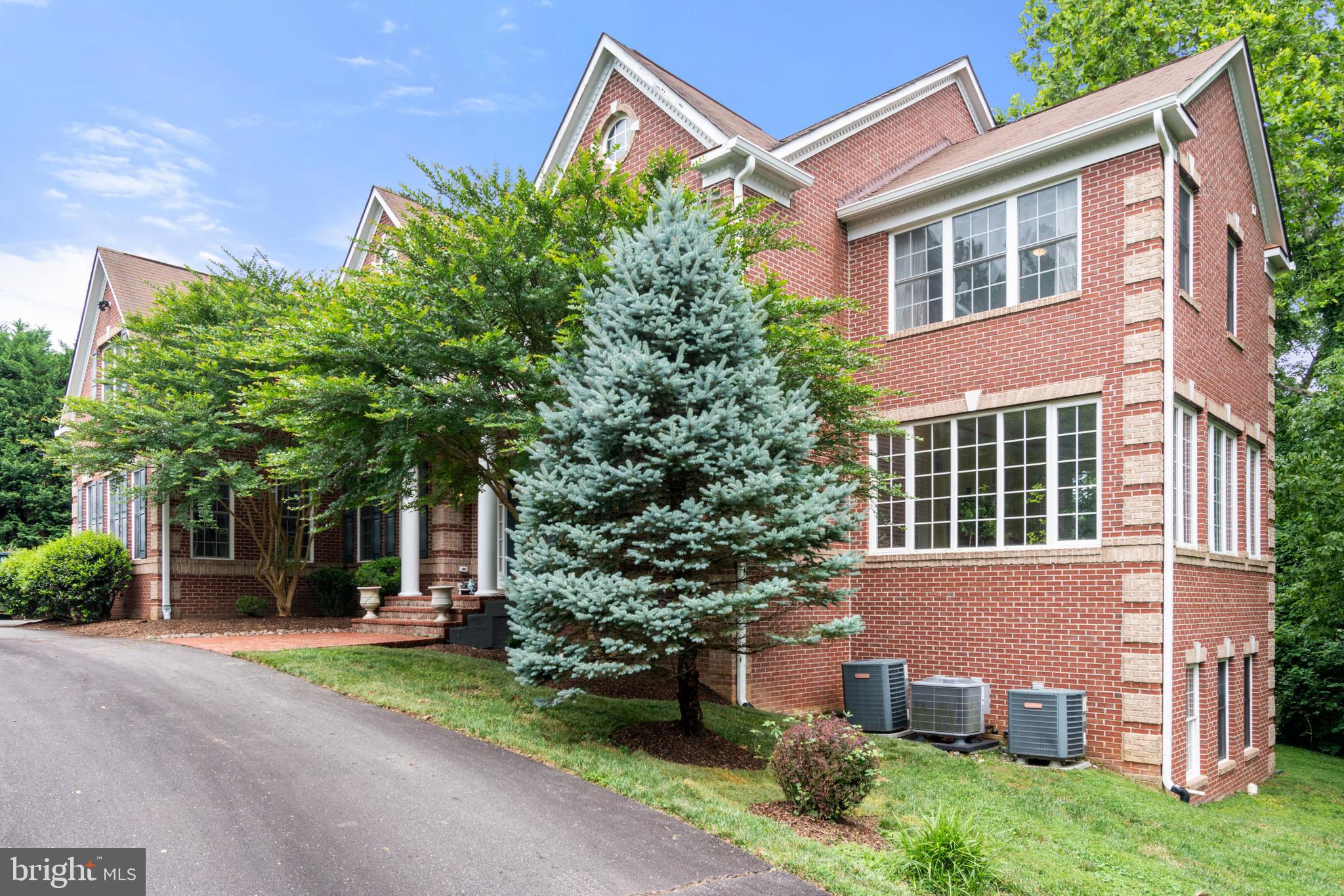 1450 Kirby Road McLean, VA 22101 - Photo 3 of 75 Gallery Image 3
