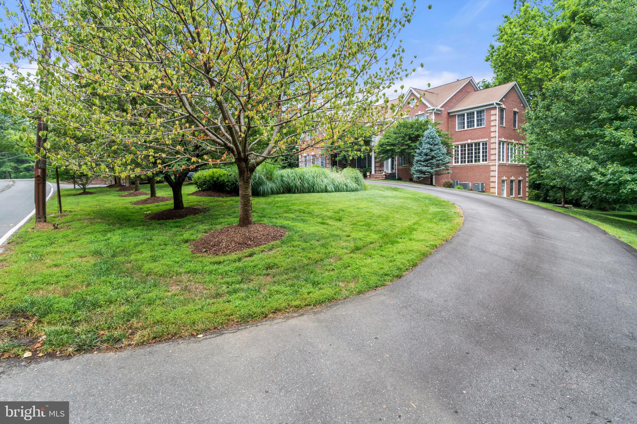 1450 Kirby Road McLean, VA 22101 - Photo 5 of 75 Gallery Image 5