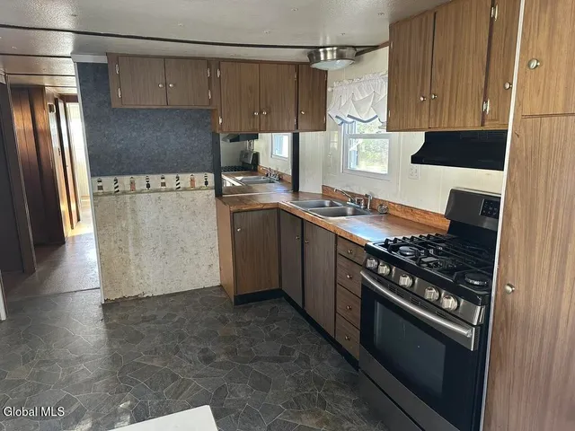 $59,000 | 36 Champlain Drive, Moriah, NY 12956