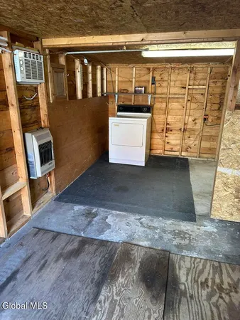 $59,000 | 36 Champlain Drive, Mineville, NY 12956