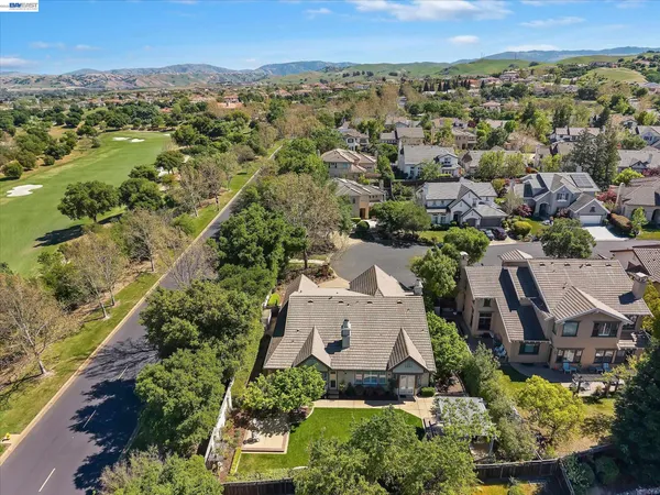 $2,695,000 | 2270 Doccia Court, Pleasanton, CA 94566